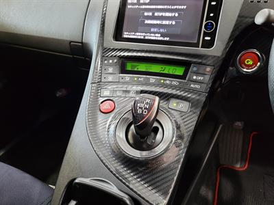 2012 Toyota Prius - Thumbnail