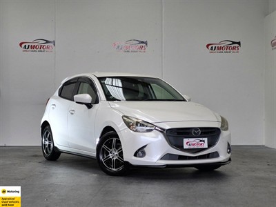 2015 Mazda Demio - Thumbnail