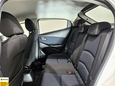 2015 Mazda Demio - Thumbnail