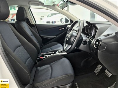 2015 Mazda Demio - Thumbnail