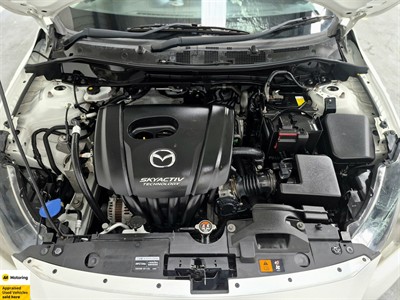 2015 Mazda Demio - Thumbnail