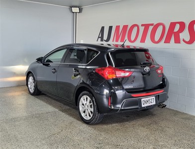 2014 Toyota Auris - Thumbnail