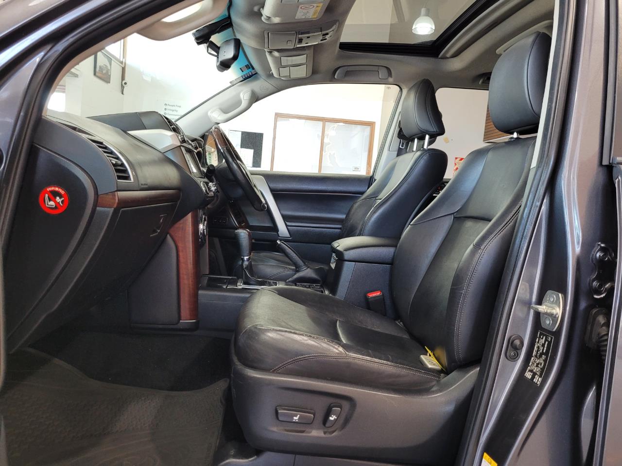 2015 Toyota Land Cruiser Prado