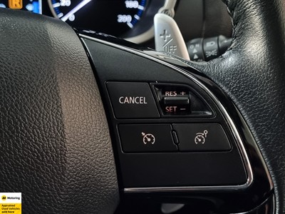 2021 Mitsubishi Eclipse Cross - Thumbnail