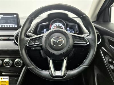 2017 Mazda Demio - Thumbnail