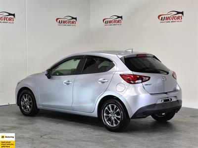 2017 Mazda Demio - Thumbnail