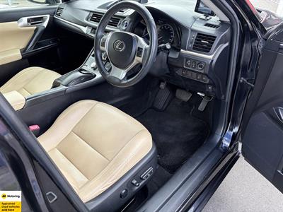 2012 Lexus CT 200h - Thumbnail