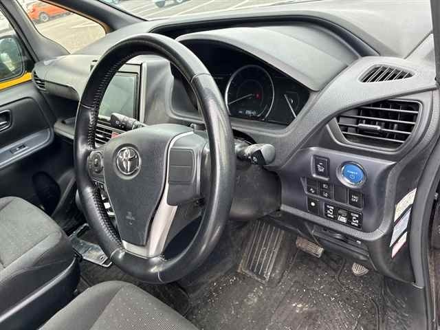 2017 Toyota Noah