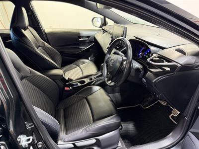 2020 Toyota Corolla - Thumbnail