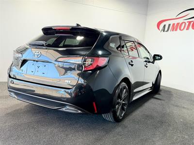 2020 Toyota Corolla - Thumbnail