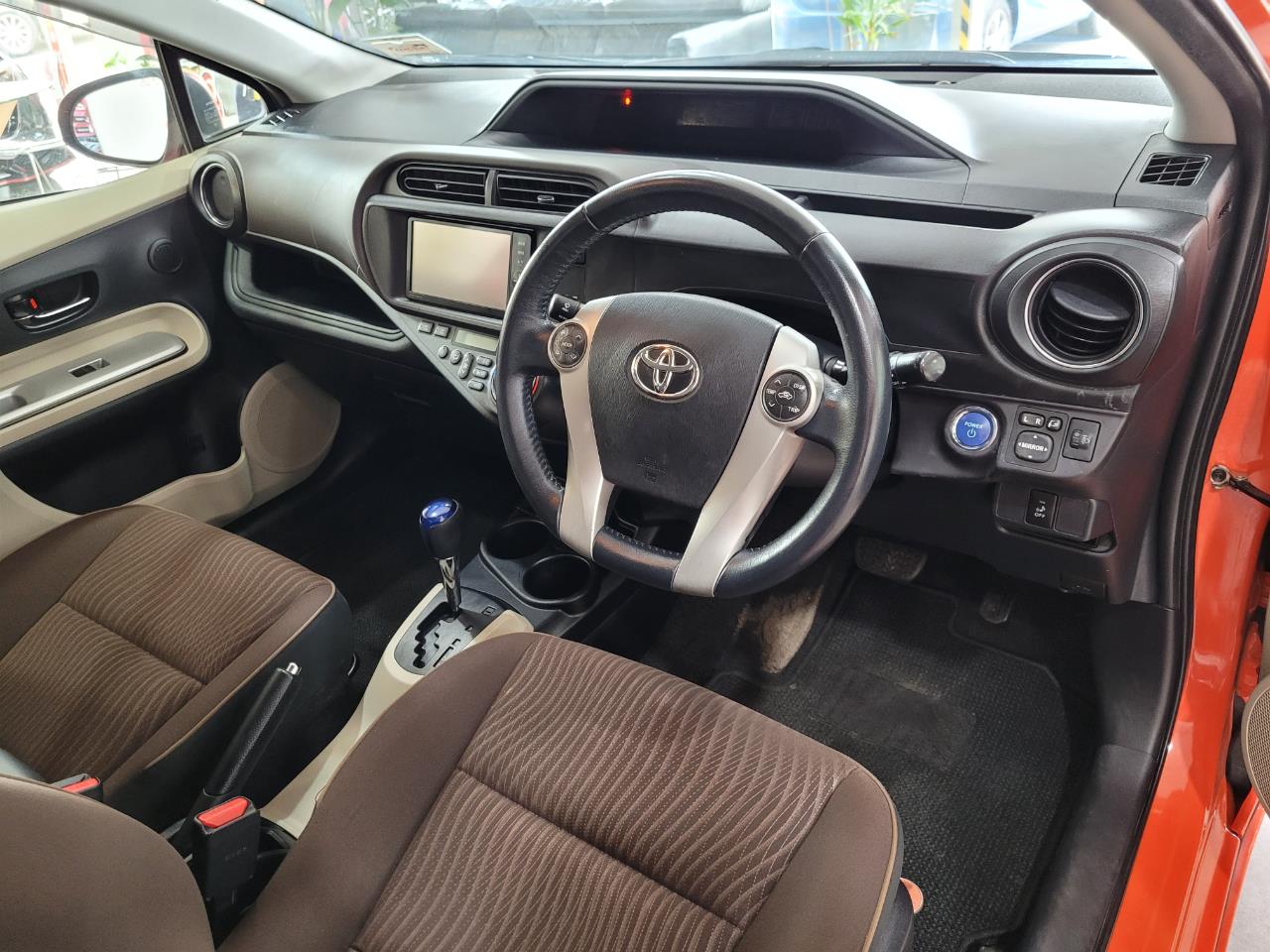 2012 Toyota AQUA BODYKIT