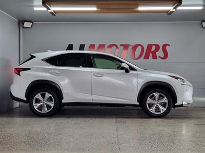 2014 Lexus NX 200t - Thumbnail