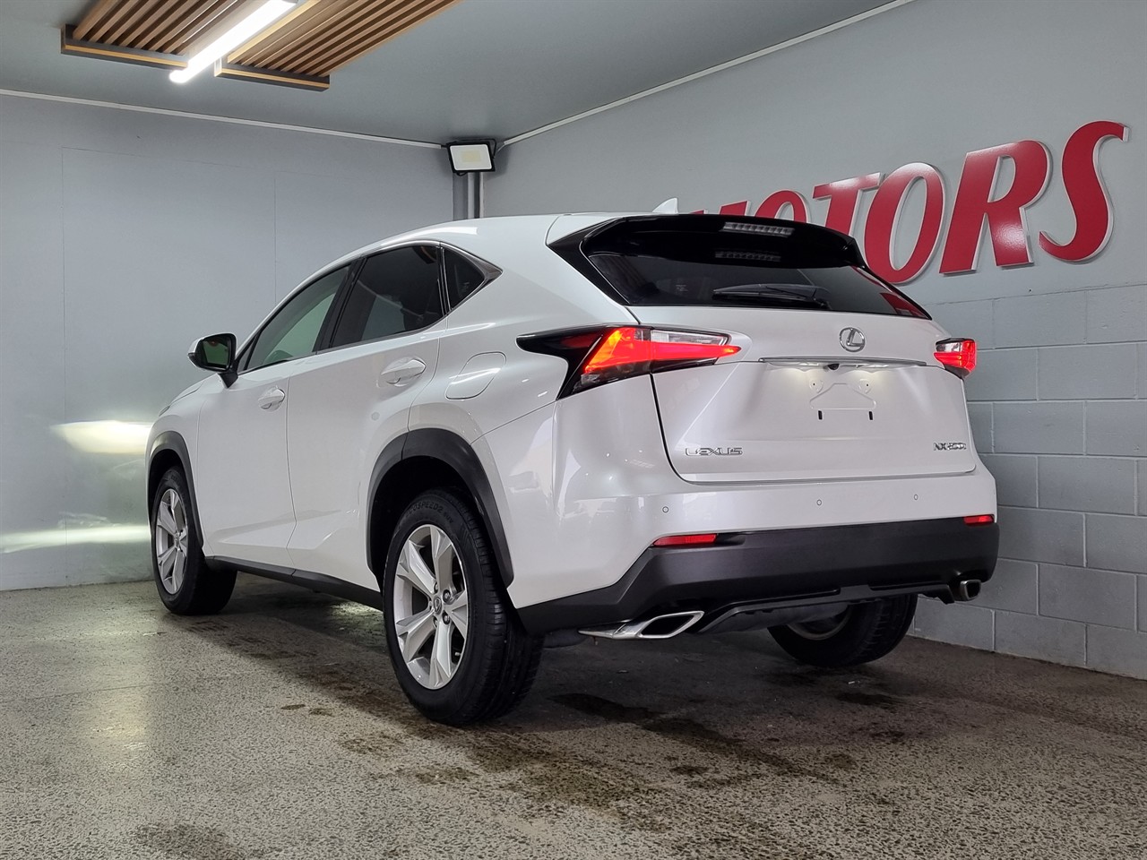2014 Lexus NX 200t