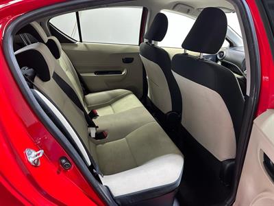 2014 Toyota Aqua - Thumbnail