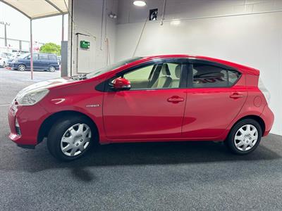 2014 Toyota Aqua - Thumbnail