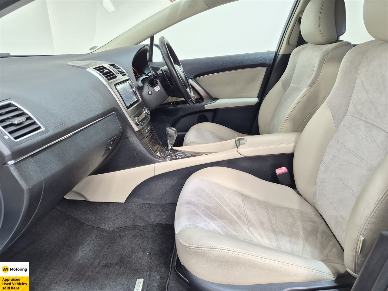 2013 Toyota Avensis