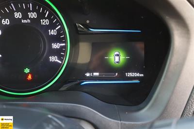 2015 Honda Vezel - Thumbnail