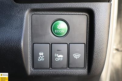 2015 Honda Vezel - Thumbnail