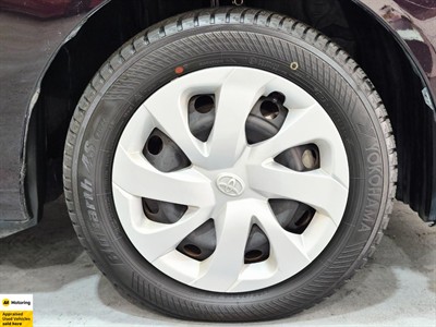 2018 Toyota Sienta - Thumbnail