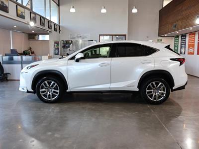 2014 Lexus NX 300h - Thumbnail