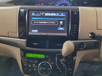 2013 Toyota Estima - Thumbnail