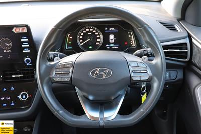2022 Hyundai IONIQ - Thumbnail