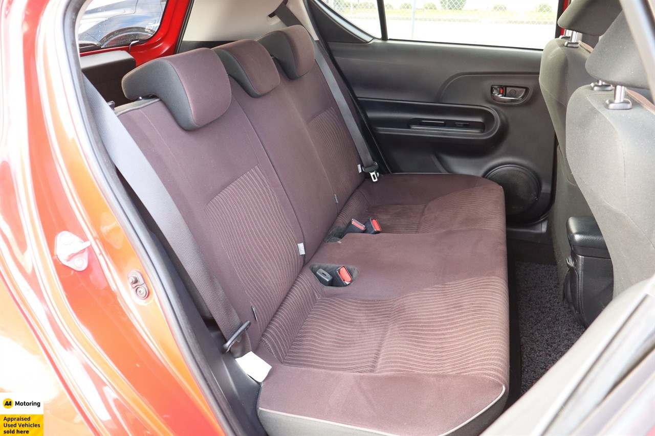 2015 Toyota Aqua