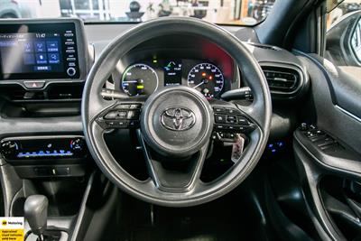 2020 Toyota Yaris - Thumbnail