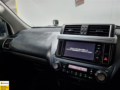 2017 Toyota Land Cruiser Prado - Thumbnail