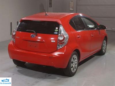 2013 Toyota Aqua - Thumbnail
