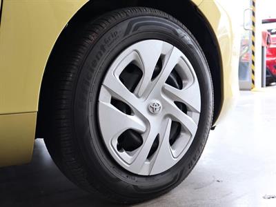 2021 Toyota Aqua - Thumbnail