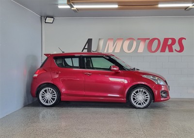 2012 Suzuki Swift - Thumbnail