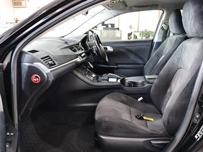 2012 Lexus CT 200h - Thumbnail