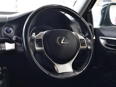 2012 Lexus CT 200h - Thumbnail