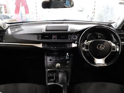 2012 Lexus CT 200h - Thumbnail