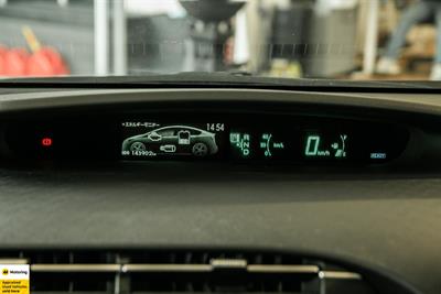 2012 Toyota Prius - Thumbnail