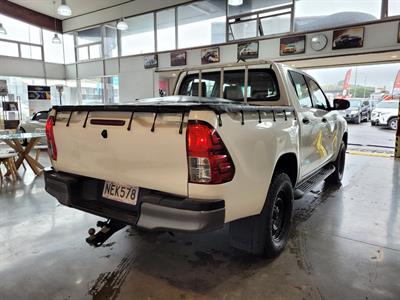 2020 Toyota Hilux - Thumbnail
