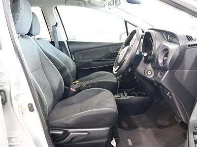 2018 Toyota Yaris - Thumbnail