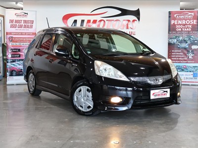 2013 Honda FIT SHUTTLE HYBRID - Thumbnail