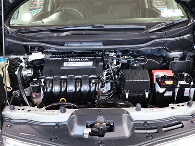 2013 Honda FIT SHUTTLE HYBRID - Thumbnail