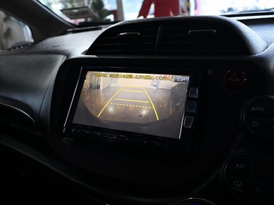 2013 Honda FIT SHUTTLE HYBRID - Thumbnail