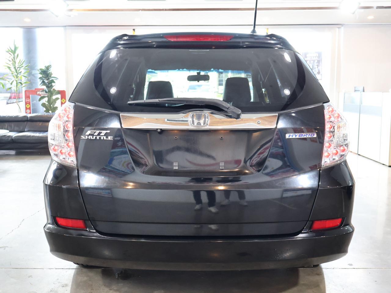2013 Honda FIT SHUTTLE HYBRID