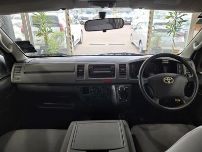 2009 Toyota Hiace - Thumbnail