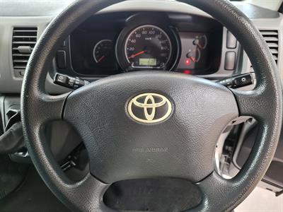 2009 Toyota Hiace - Thumbnail