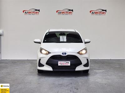 2021 Toyota Yaris - Thumbnail