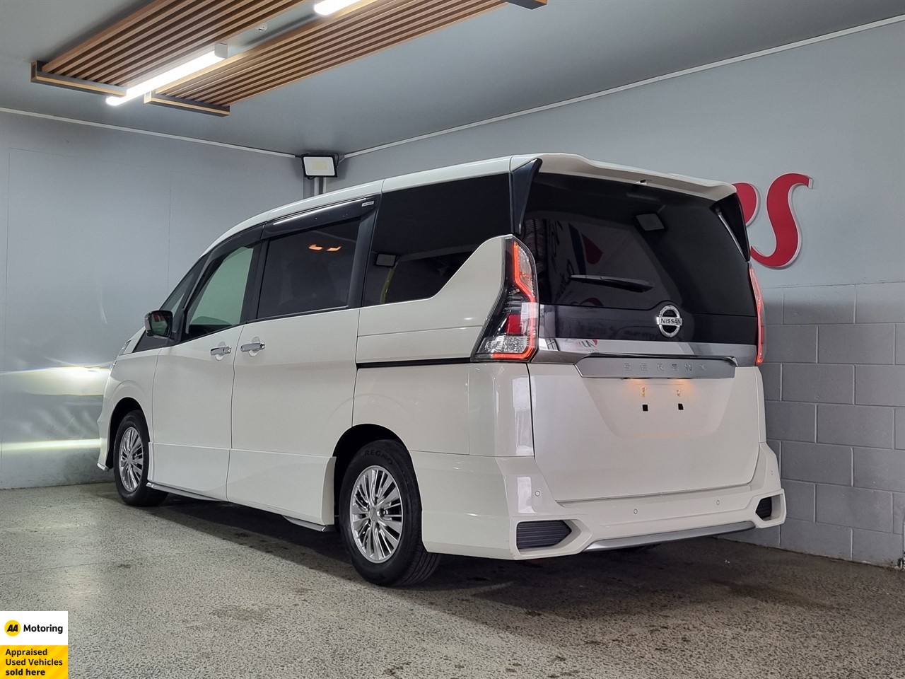 2018 Nissan Serena