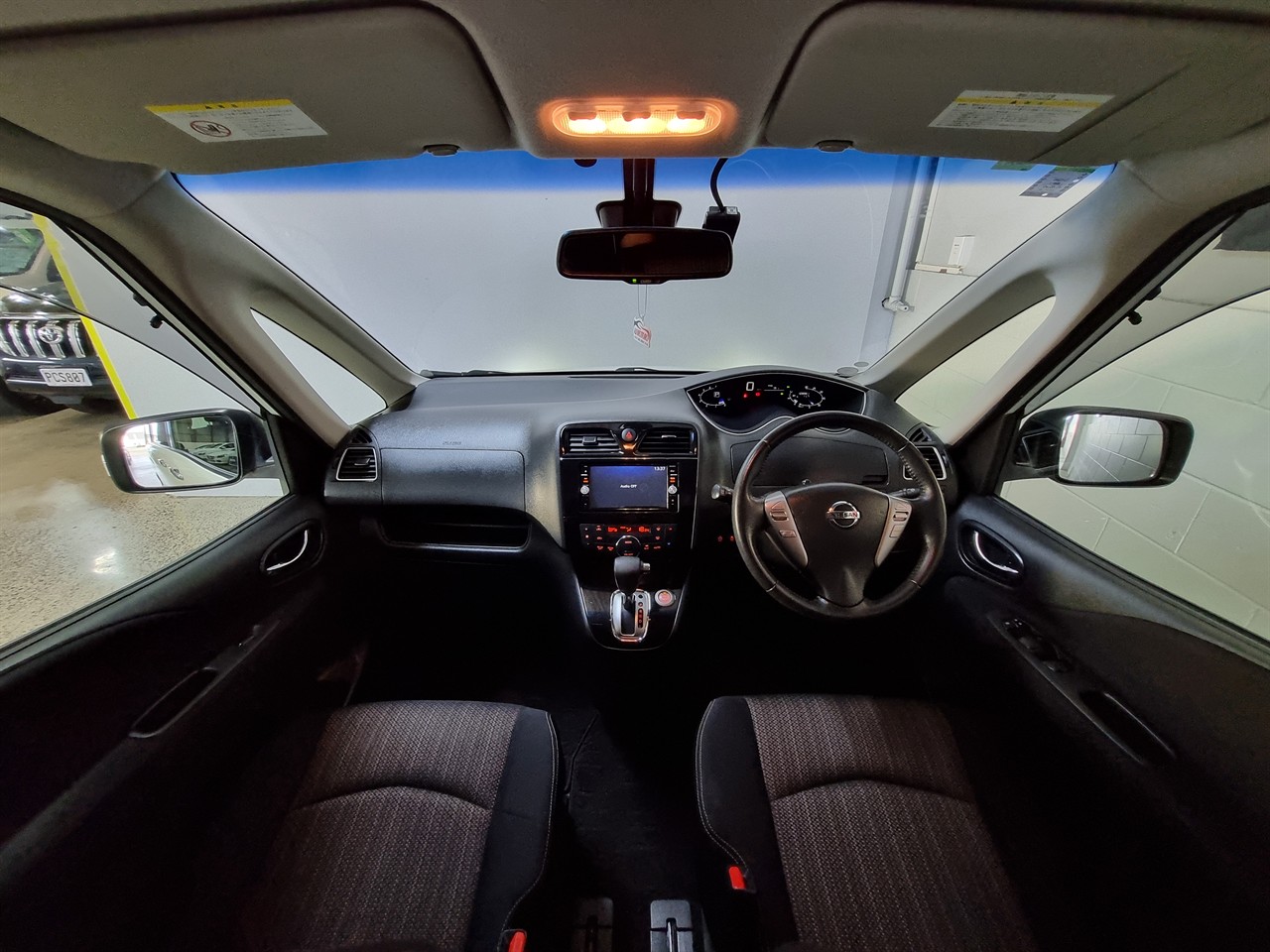 2015 Nissan Serena