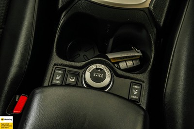 2017 Nissan X-Trail - Thumbnail