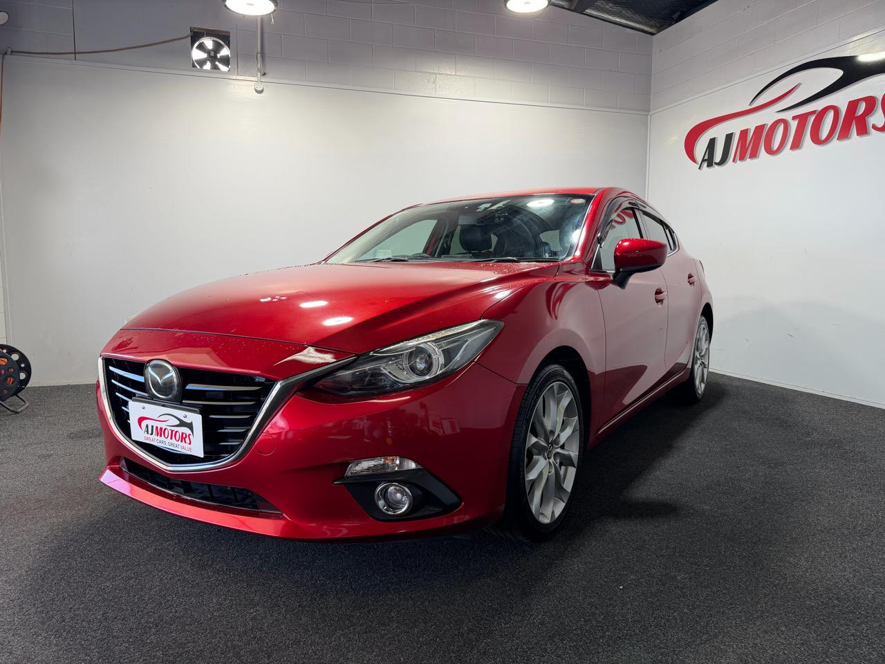 2014 Mazda Axela