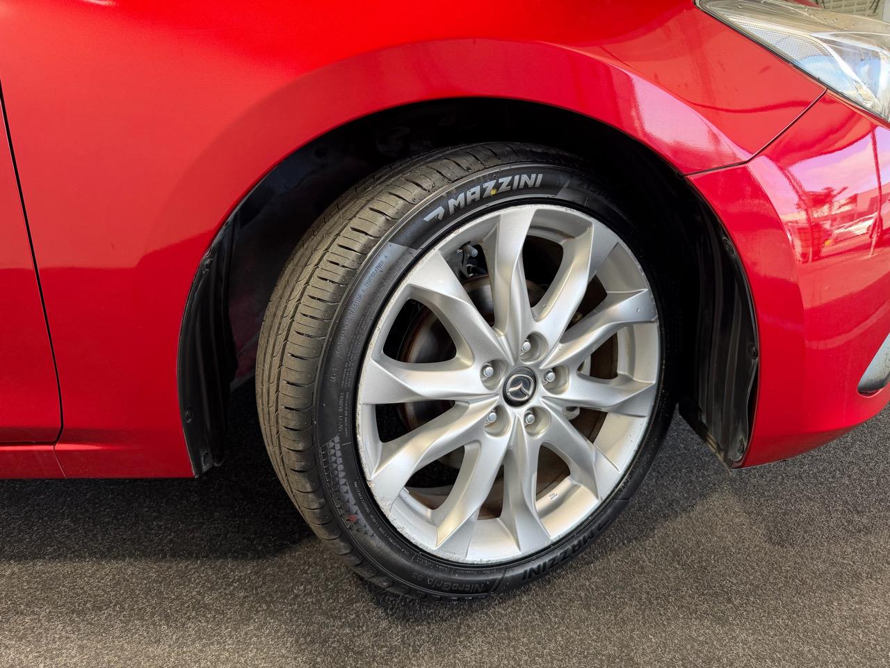 2014 Mazda Axela